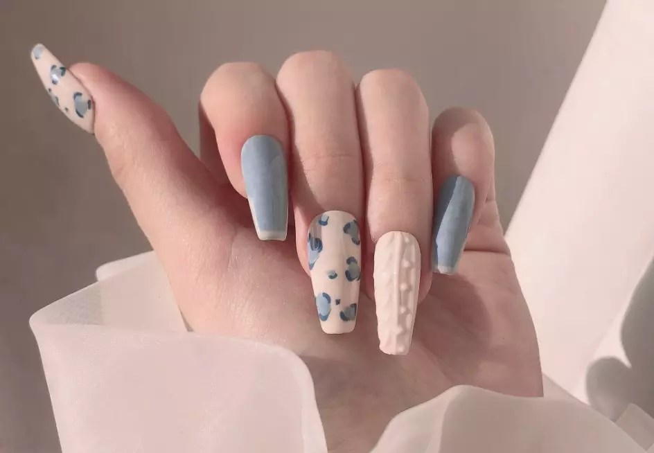 Cách Úp Móng Giả Đúng Cách, Giữ Được Lâu - Lilian Beauty - Chuyên Phân Phối Sơn Móng Tay, Phụ kiện Nail