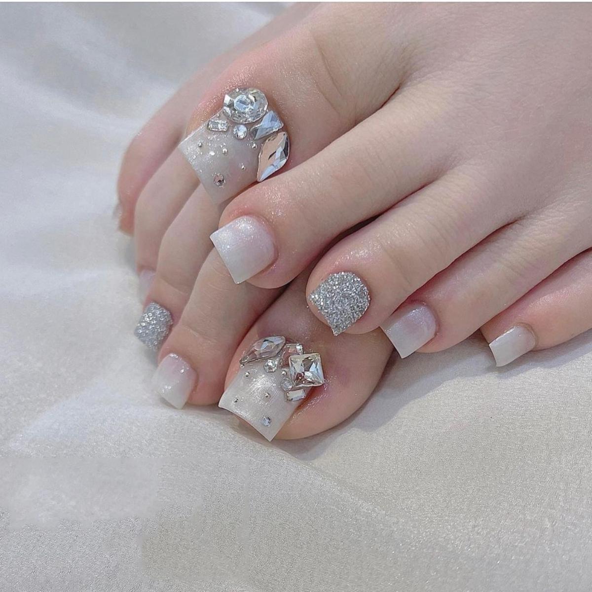 Gợi Ý 100+ Mẫu Nail Chân Đính Đá Sang Trọng, Hot 2024 | TIKI